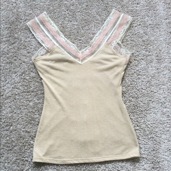 🔥🔥HOST PIC🔥🔥 Romantic Lace Top - Picture 12 of 14